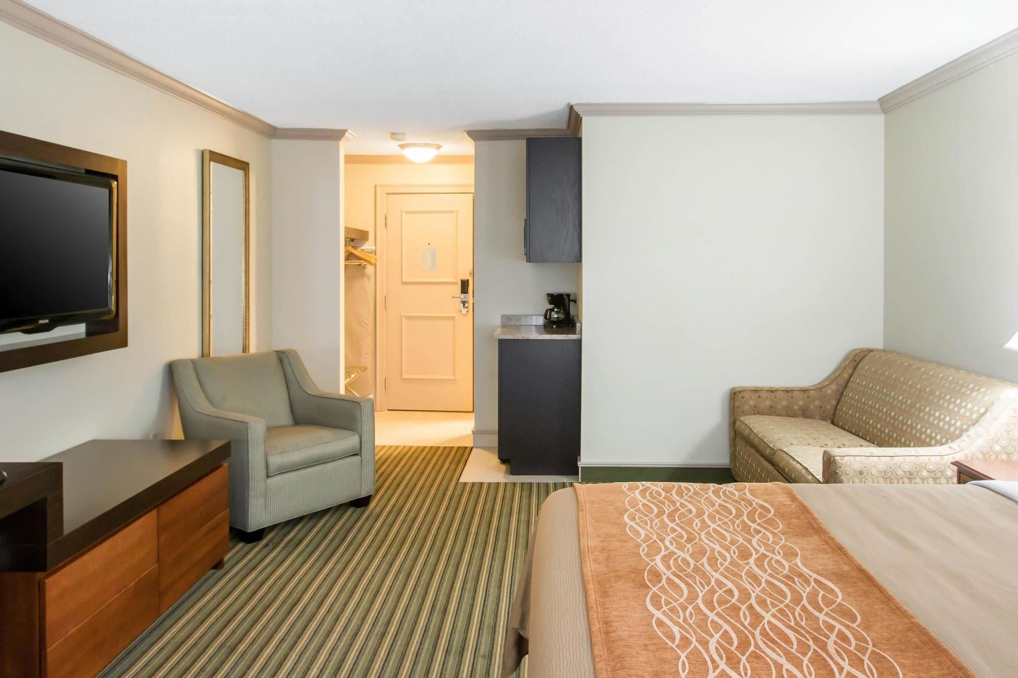 Comfort Inn Plainwell Extérieur photo