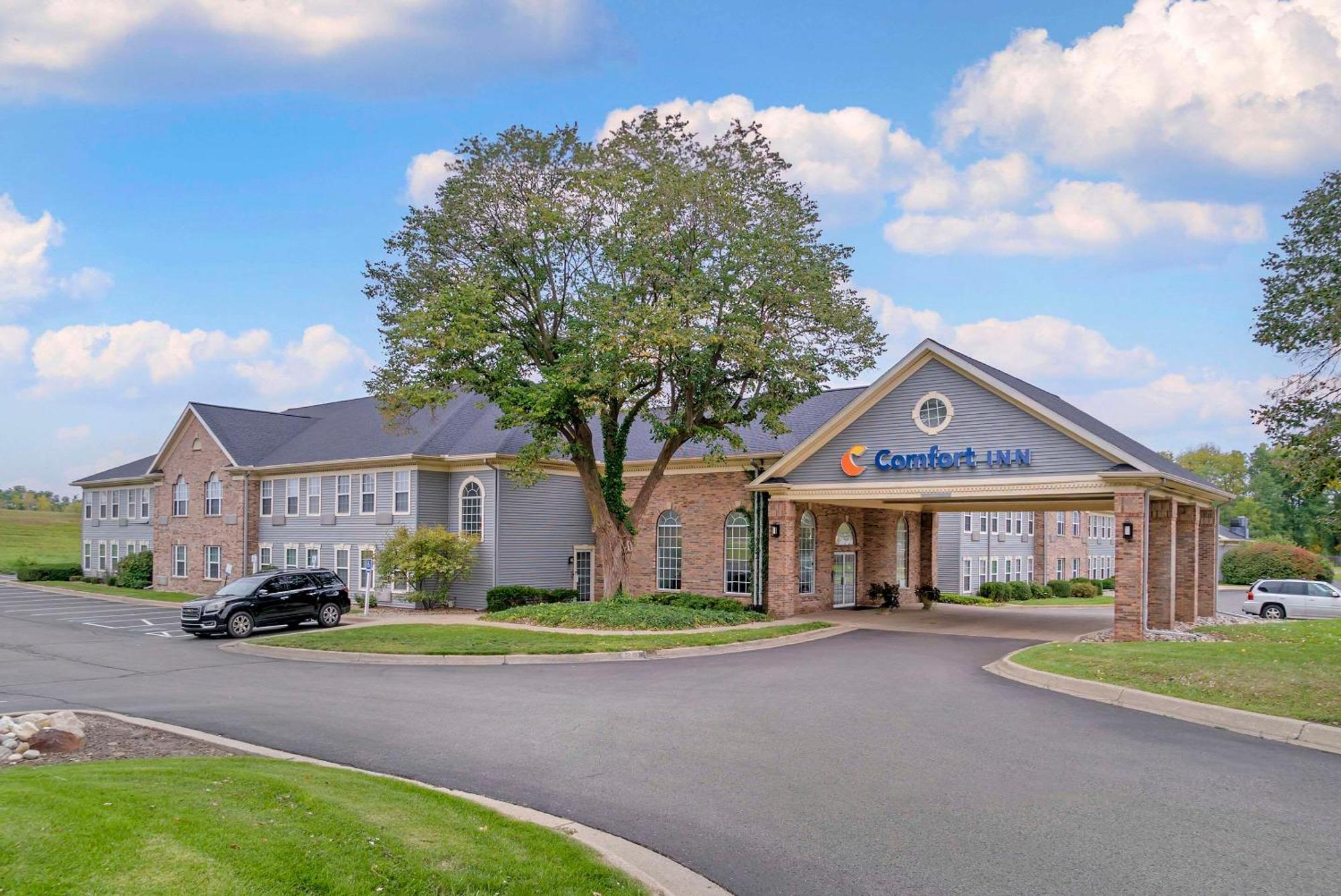 Comfort Inn Plainwell Extérieur photo